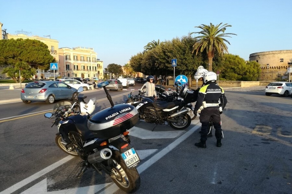 Taranto, controlli anti-Covid della Polizia Locale
